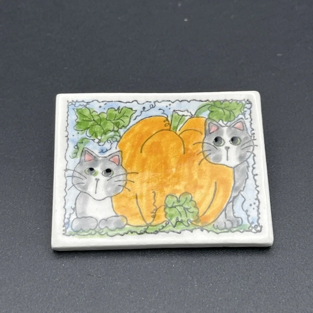 Cute Kitty Cats Pumpkin‎ Fall Ceramic Lapel Hat Pin